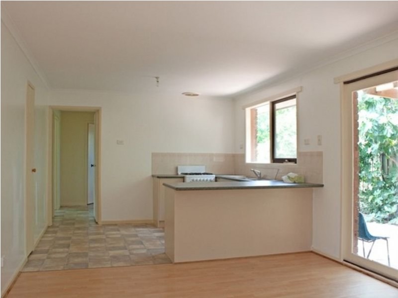 14 Tara Crescent, Hallam VIC 3803