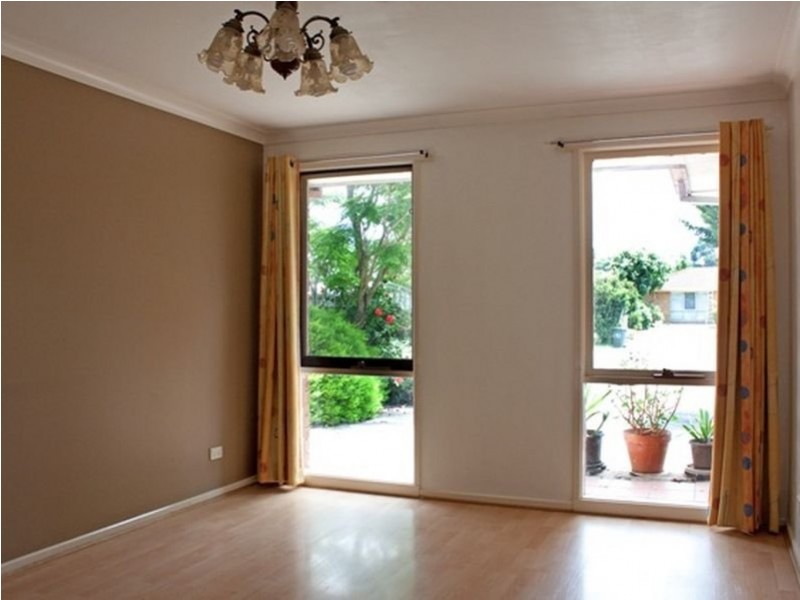 14 Tara Crescent, Hallam VIC 3803