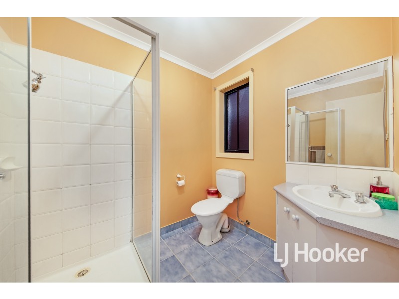 21 Bella Crescent, Hallam VIC 3803