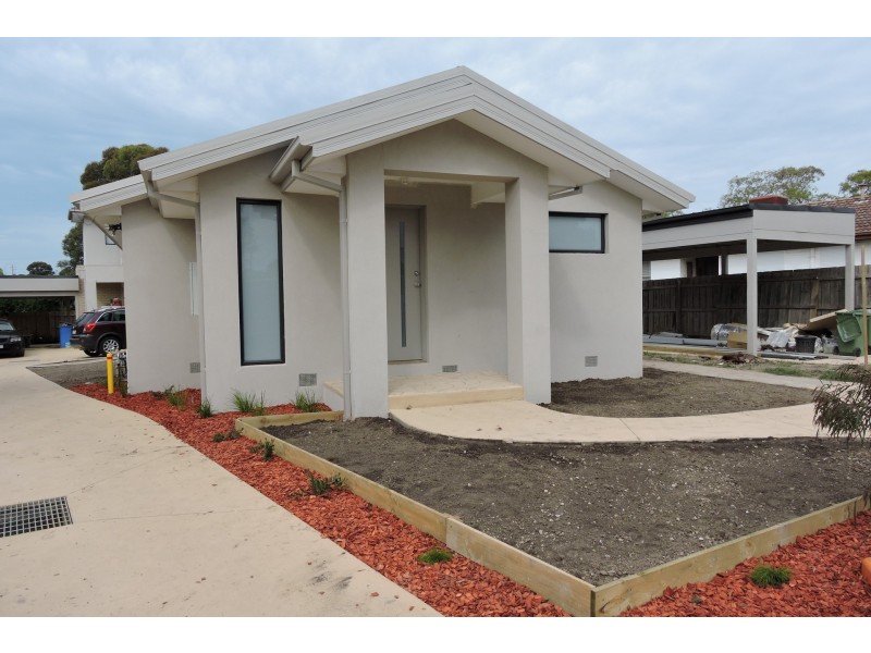 30 Green Valley Crescent, Hampton Park VIC 3976