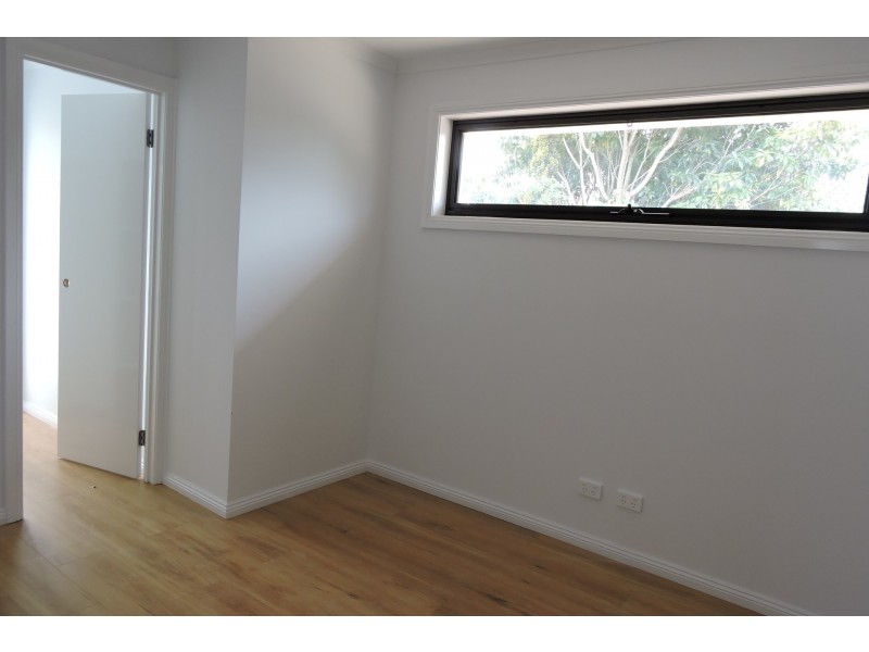 30 Green Valley Crescent, Hampton Park VIC 3976