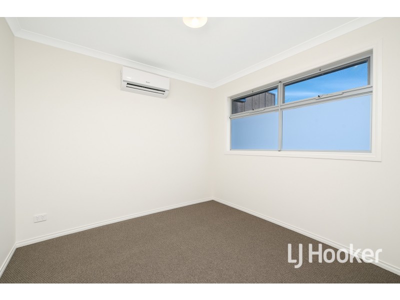 2 & 3/6 Robert Street, Dandenong VIC 3175