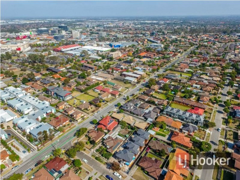 2 & 3/6 Robert Street, Dandenong VIC 3175