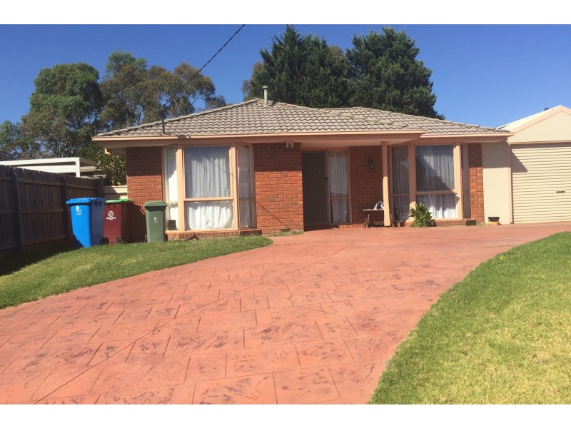 20 Edeys Run, Hampton Park VIC 3976