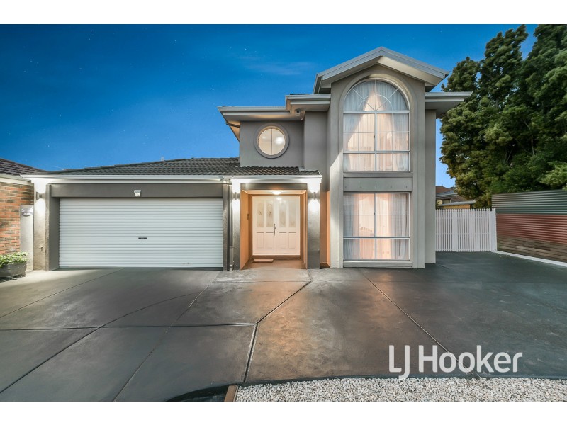 28 Lake View Drive, Narre Warren South VIC 3805