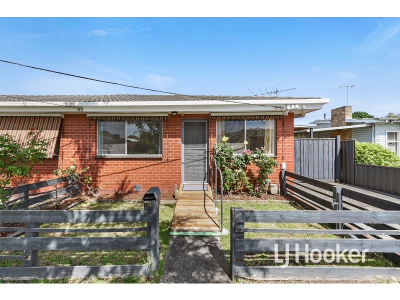 4/17 McLennan Street, Eumemmerring VIC 3177