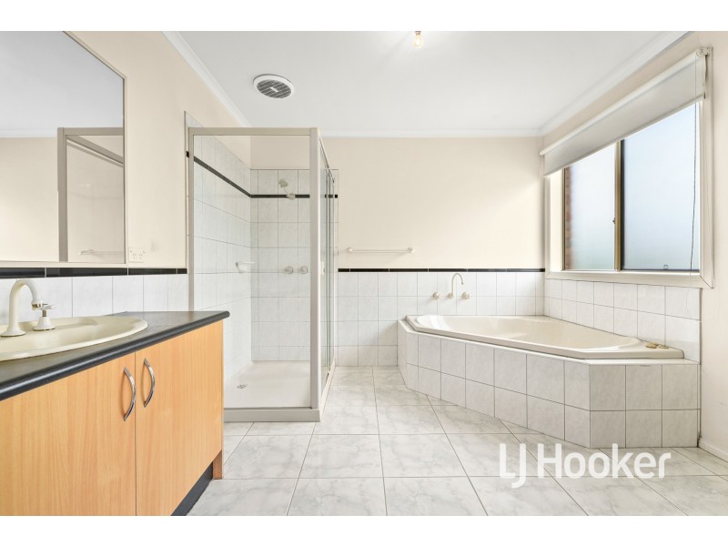 2 Fairview Avenue, Narre Warren VIC 3805