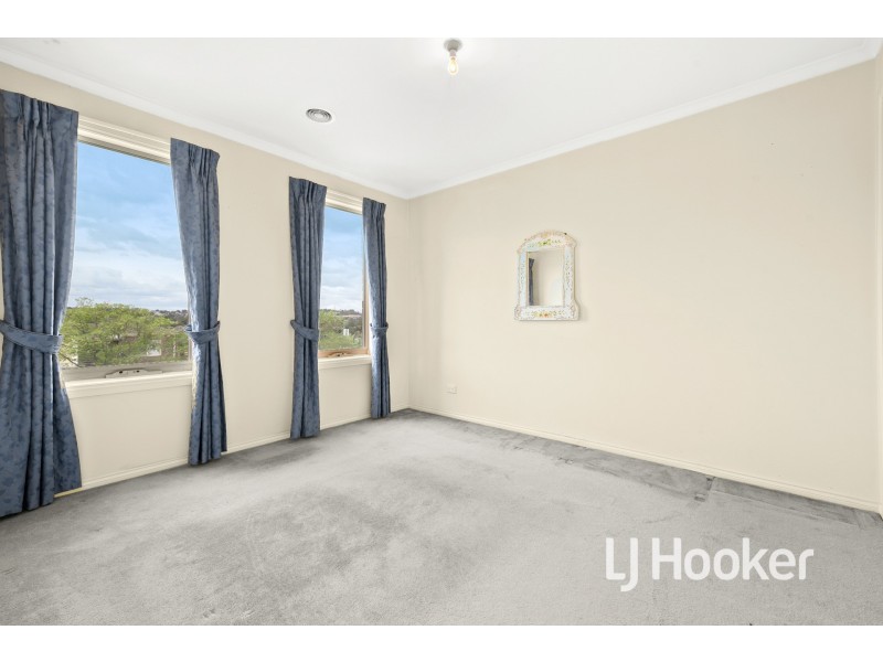 2 Fairview Avenue, Narre Warren VIC 3805