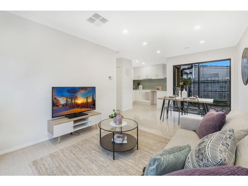 6/30-32 Parkland Avenue, Hampton Park VIC 3976