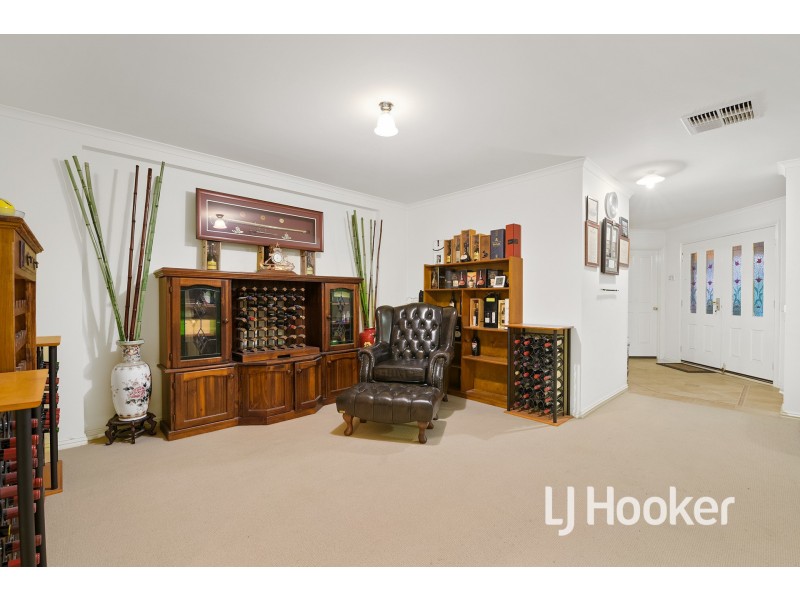 20 Caversham Terrace, Lynbrook VIC 3975