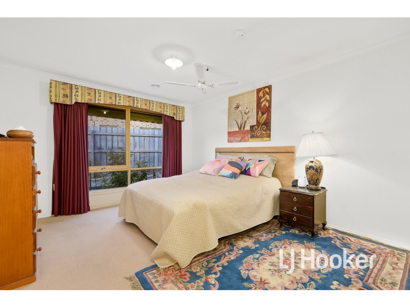 20 Caversham Terrace, Lynbrook VIC 3975