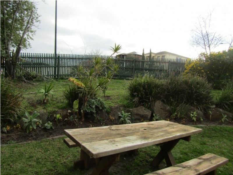 16 Hellyer Way, Endeavour Hills VIC 3802