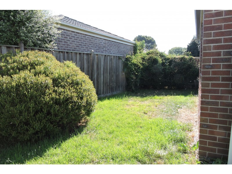 15 Peledora Place, Lyndhurst VIC 3975