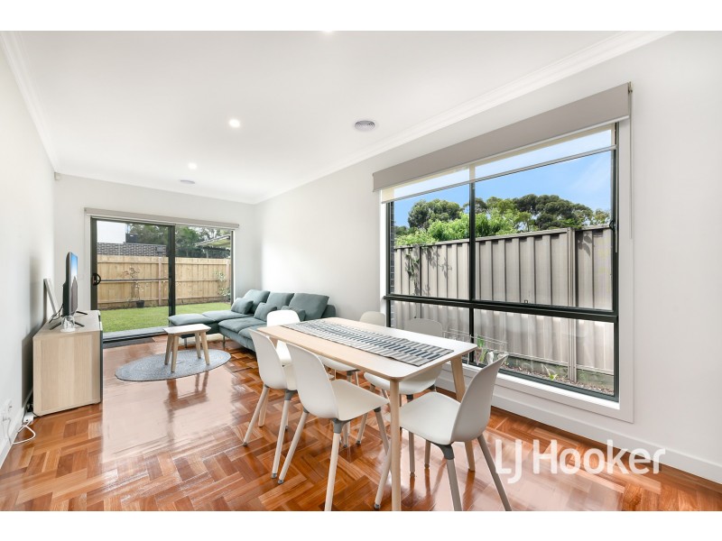10/114-116 Kennington Park Drive, Endeavour Hills VIC 3802