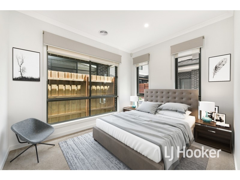 10/114-116 Kennington Park Drive, Endeavour Hills VIC 3802