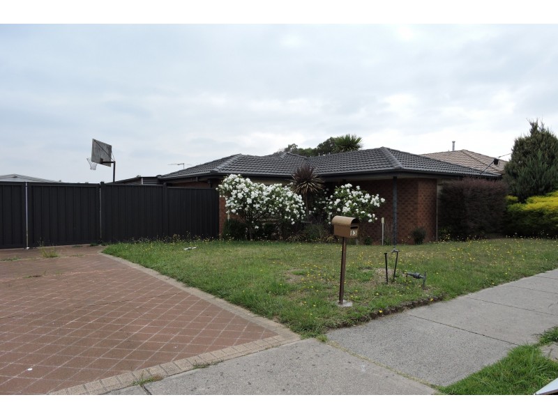 83 Coral Drive, Hampton Park VIC 3976