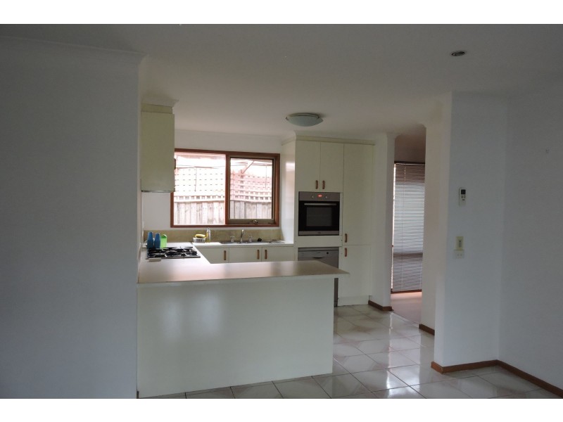 83 Coral Drive, Hampton Park VIC 3976