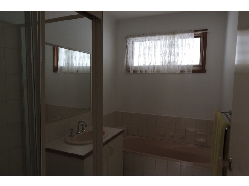 83 Coral Drive, Hampton Park VIC 3976