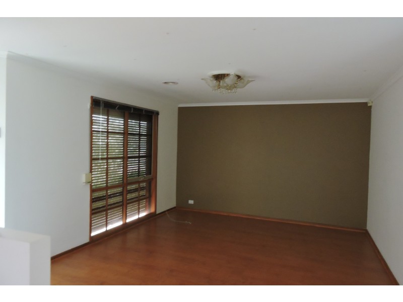 83 Coral Drive, Hampton Park VIC 3976