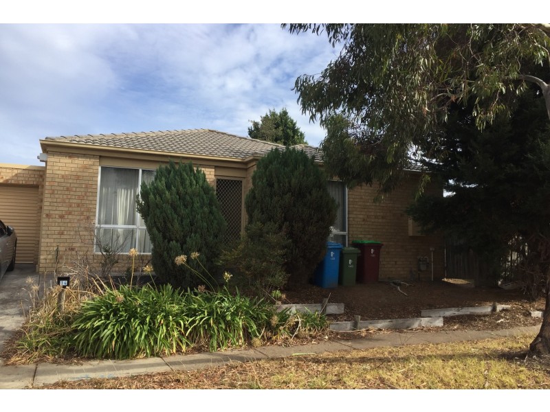 14 Ralph Crescent, Hampton Park VIC 3976