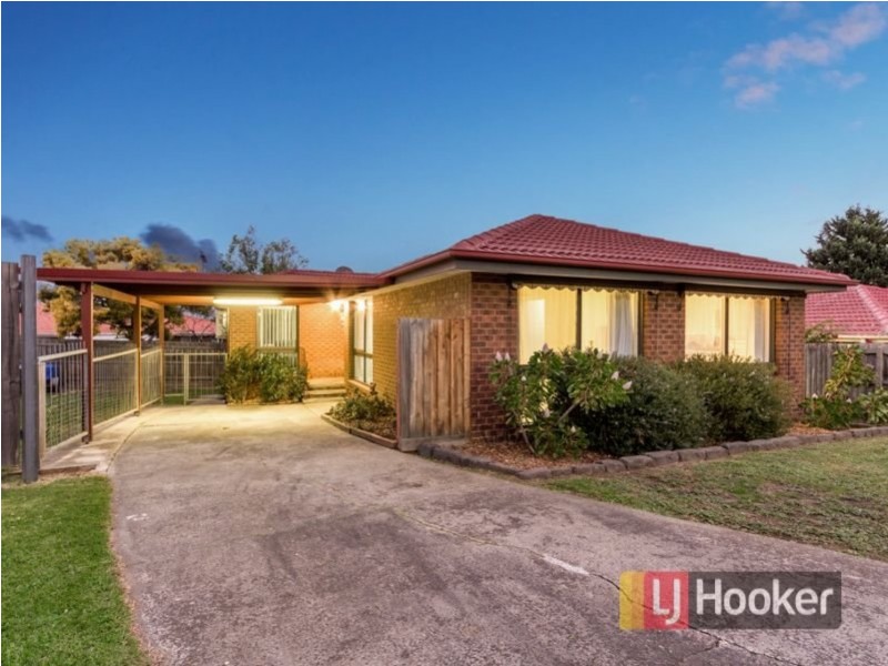 4 Urquhart Court, Hampton Park VIC 3976