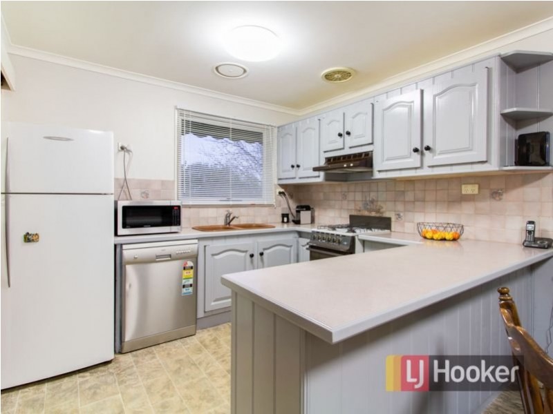 4 Urquhart Court, Hampton Park VIC 3976