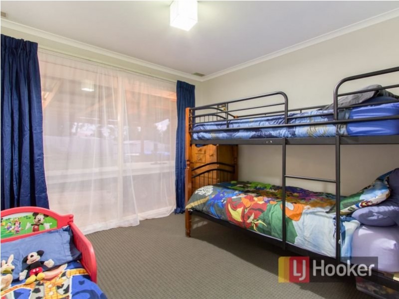 4 Urquhart Court, Hampton Park VIC 3976