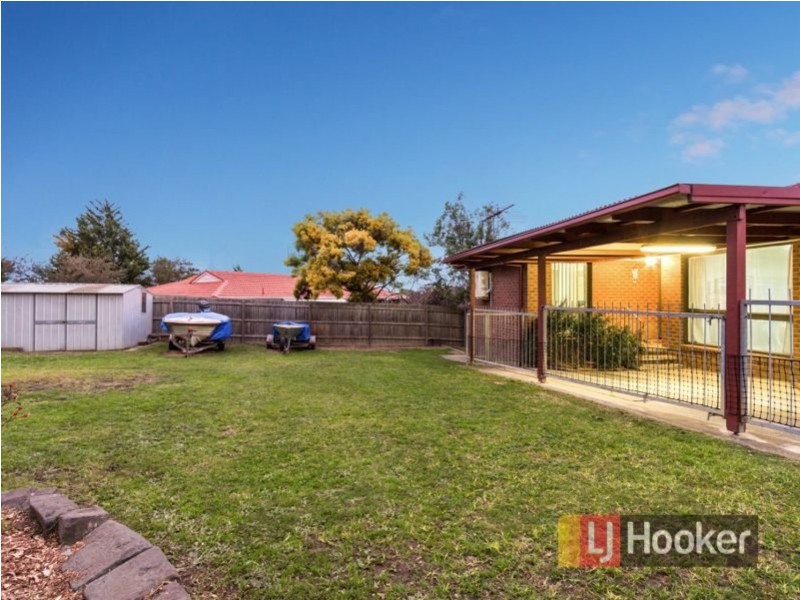 4 Urquhart Court, Hampton Park VIC 3976