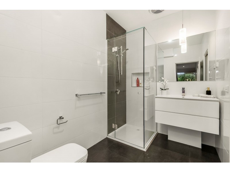 2A Picadilly Street, Oakleigh South VIC 3167