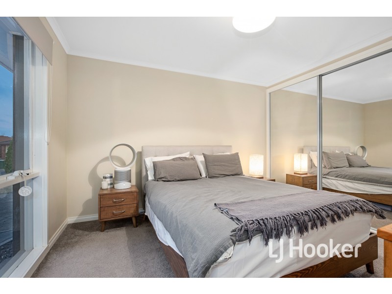 12 Sharpe Court, Berwick VIC 3806