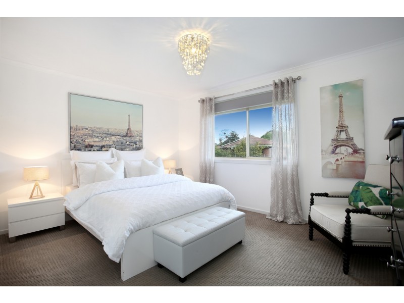 11 Evonne Court, Endeavour Hills VIC 3802