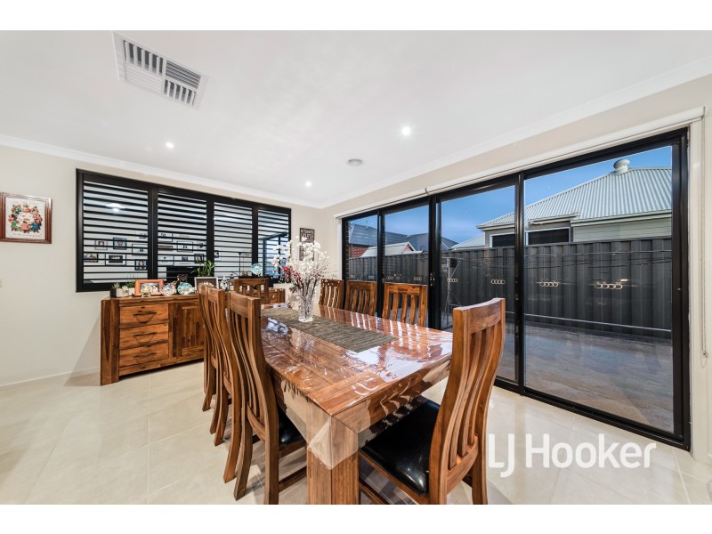 31 Cortula Road, Cranbourne East VIC 3977