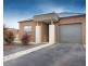 18 Paxton Link, Pakenham VIC 3810