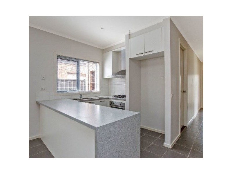 18 Paxton Link, Pakenham VIC 3810