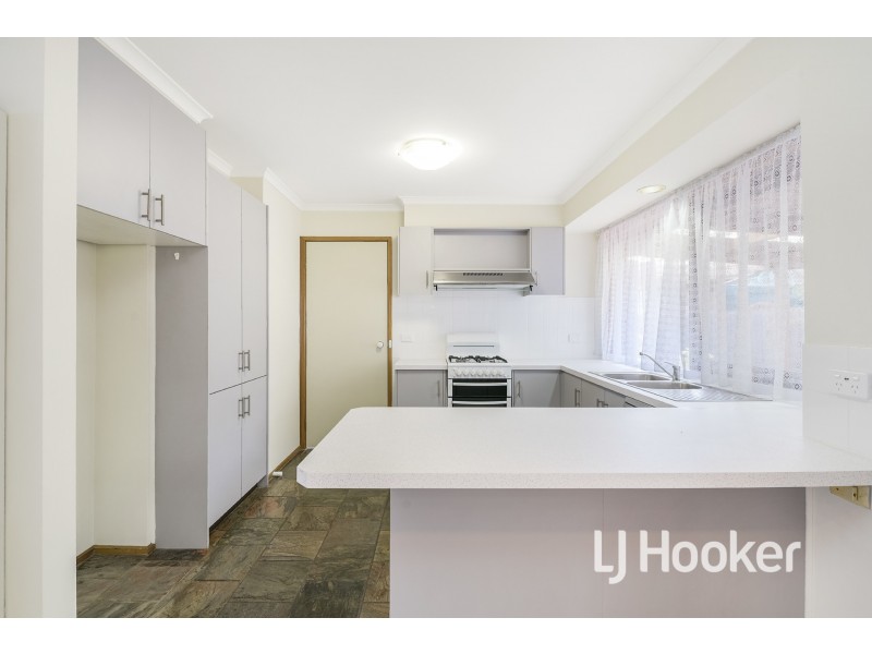 17 Katherine Court, Hampton Park VIC 3976