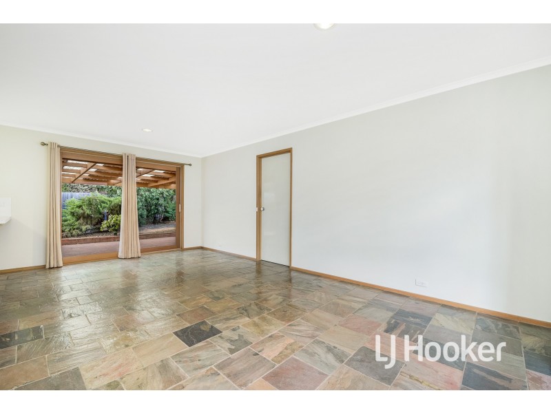 17 Katherine Court, Hampton Park VIC 3976