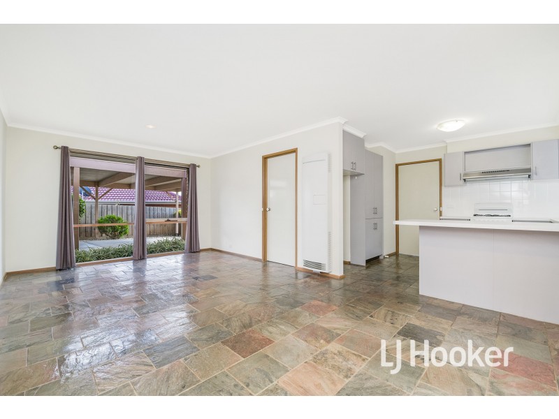 17 Katherine Court, Hampton Park VIC 3976