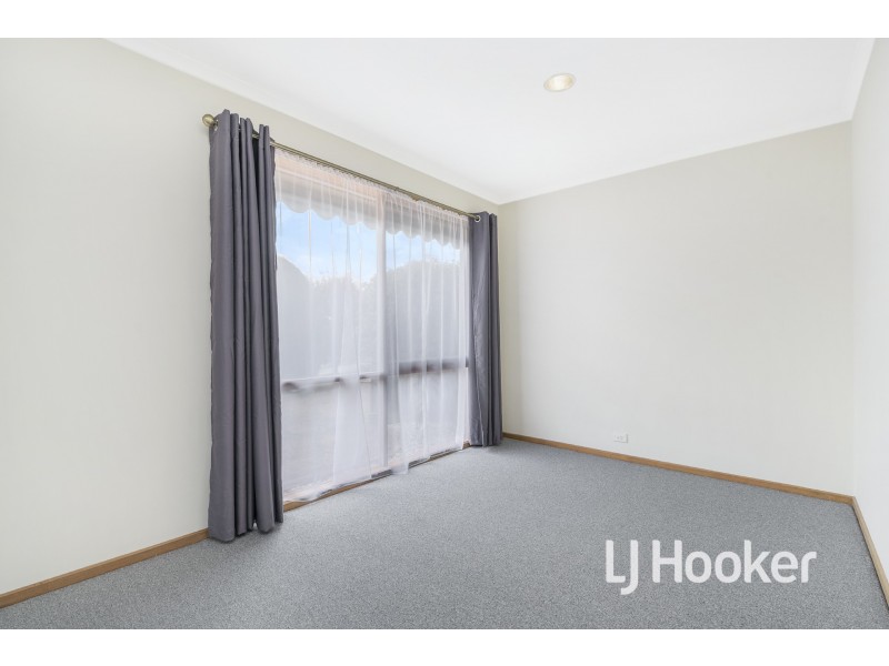 17 Katherine Court, Hampton Park VIC 3976