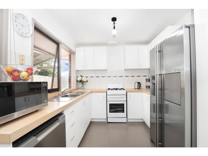 4 Janet Court, Hampton Park VIC 3976