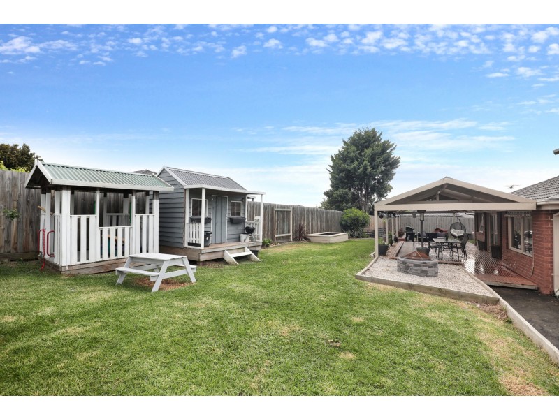 4 Janet Court, Hampton Park VIC 3976