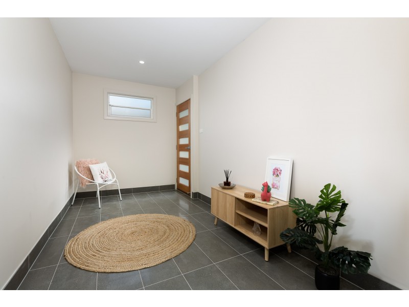 1/19 Hillside Avenue, Dandenong North VIC 3175