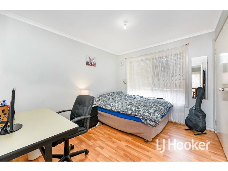 18 Warana Drive, Hampton Park VIC 3976