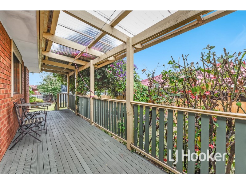 18 Warana Drive, Hampton Park VIC 3976