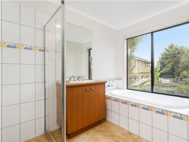 10 Gabrielle Court, Hampton Park VIC 3976