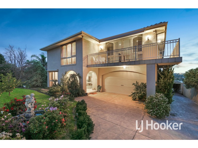 7 Monkhouse Drive, Endeavour Hills VIC 3802