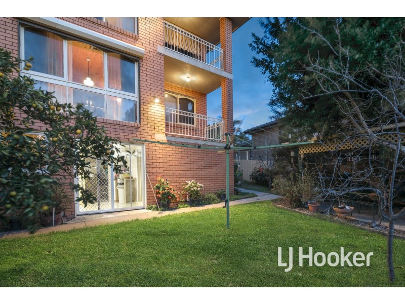 7 Monkhouse Drive, Endeavour Hills VIC 3802