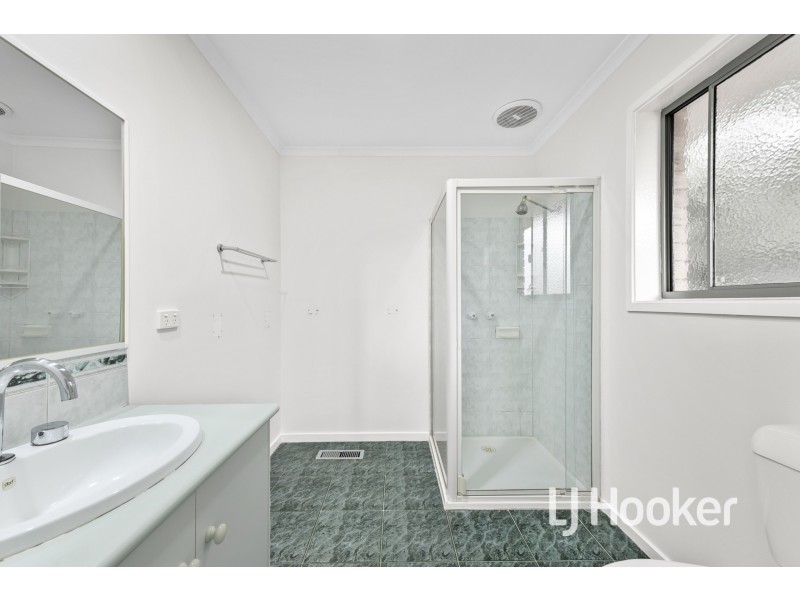 24 Cumberland Chase, Hampton Park VIC 3976