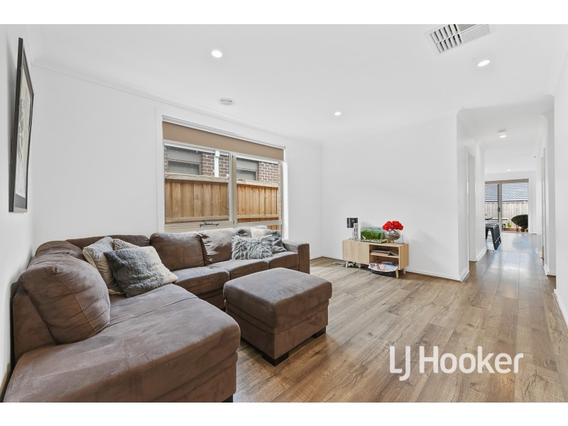 50 Bona Vista Rise, Clyde VIC 3978