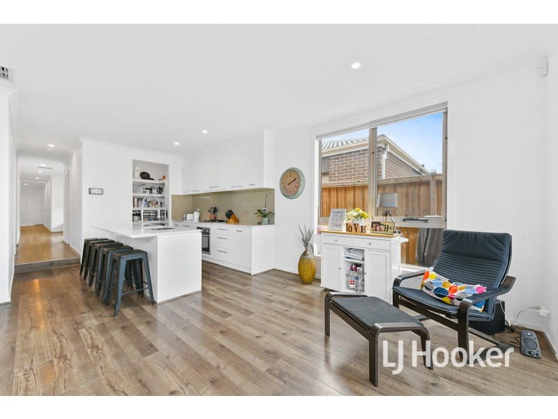 50 Bona Vista Rise, Clyde VIC 3978