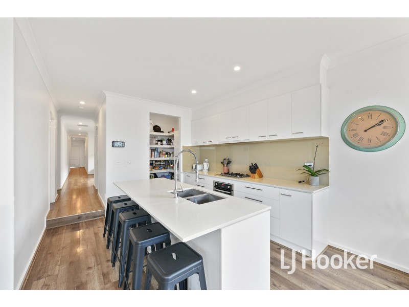 50 Bona Vista Rise, Clyde VIC 3978